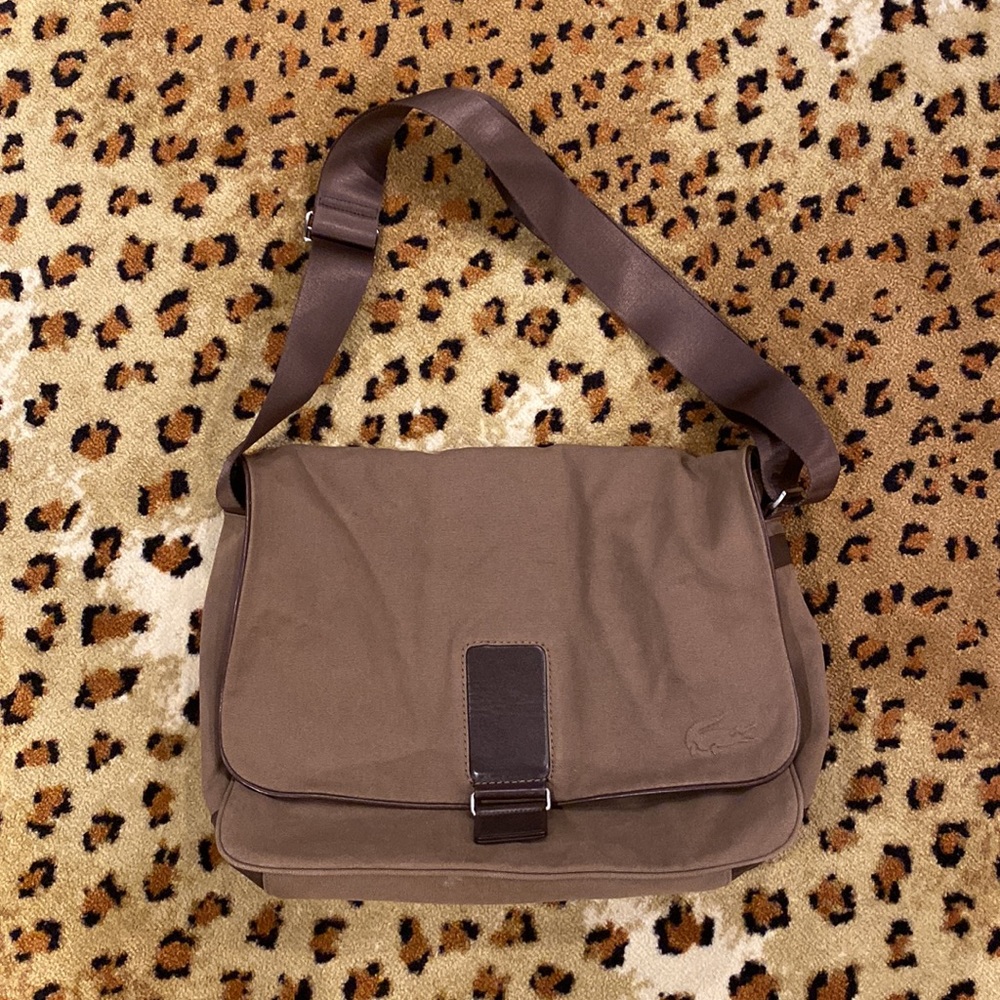 Lacoste messenger bag